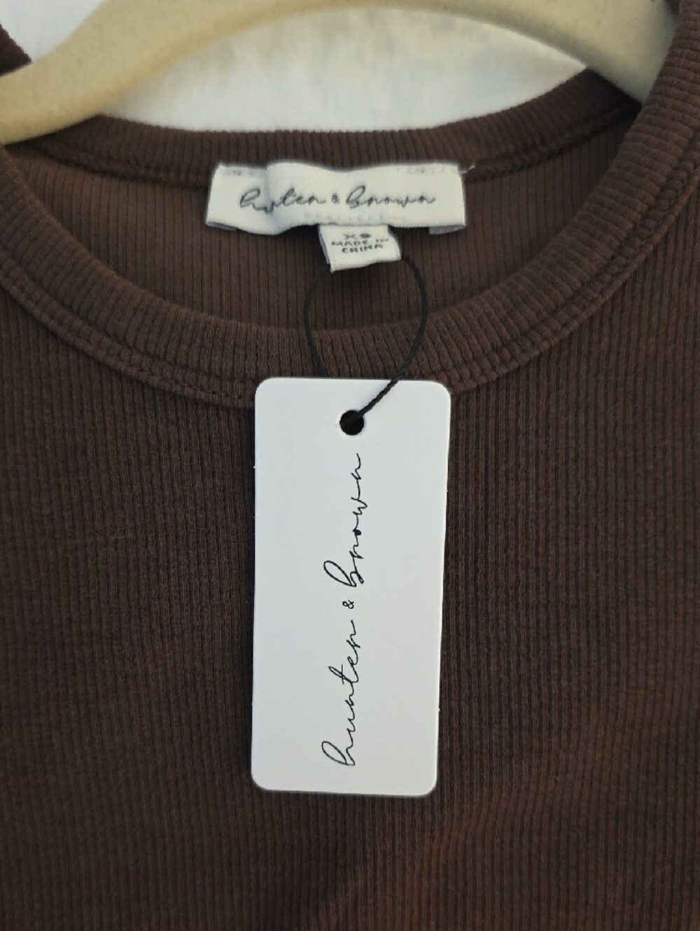High-Neck Ribbed Crop Tank Top - Brown - Picture 3 of 11